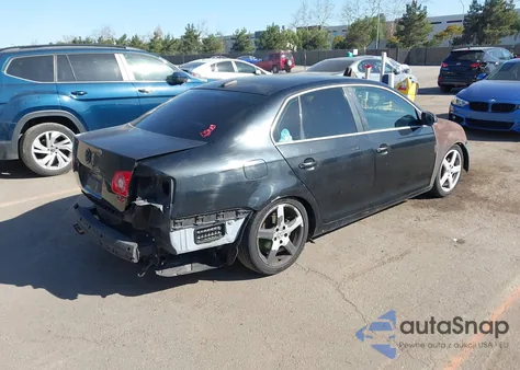 2005 Volkswagen Jetta 2.5 from USA, damaged, VIN 3VWDG71K15M634960